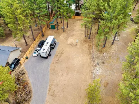 16319 Black Tail Ln, Bend, OR 97707 photo 3