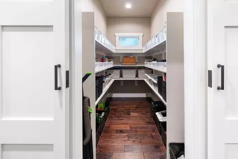 Kitchen - 43 NE 14th St, Bend, OR 97701 photo 6 of 6