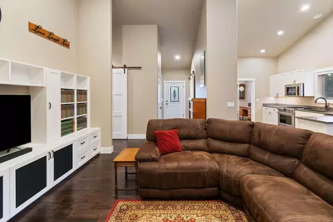 Living - 43 NE 14th St, Bend, OR 97701 photo 3 of 3