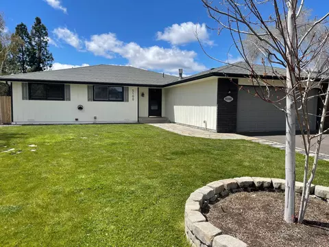 5100 Gatewood Dr, Klamath Falls, OR 97603
