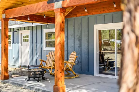 Exterior - 1728 Rector Dr, La Pine, OR 97739 photo 4 of 10
