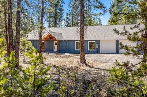 Exterior - 1728 Rector Dr, La Pine, OR 97739 photo 9 of 10