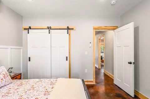Bedroom - 1728 Rector Dr, La Pine, OR 97739 photo 5 of 7