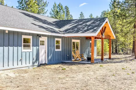 Exterior - 1728 Rector Dr, La Pine, OR 97739 photo 6 of 10