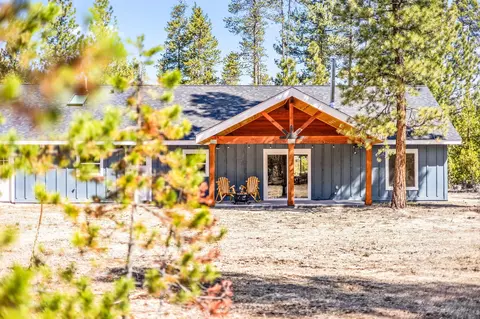Exterior - 1728 Rector Dr, La Pine, OR 97739 photo 8 of 10