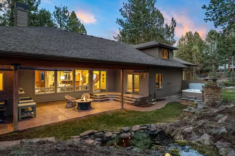 2729 NW Collett Way, Bend, OR 97703