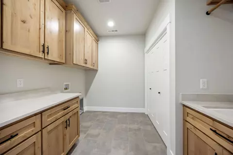 1325 River Run St, Central Point, OR 97502 photo 31