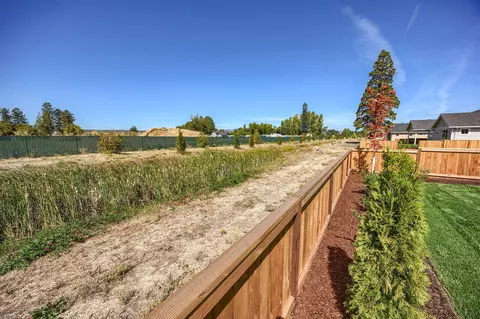 1325 River Run St, Central Point, OR 97502 photo 11
