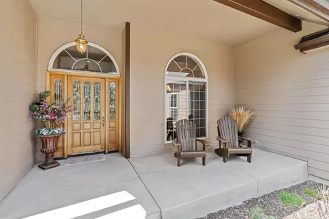 Exterior - 64335 Crosswinds Rd, Bend, OR 97703 photo 3 of 13