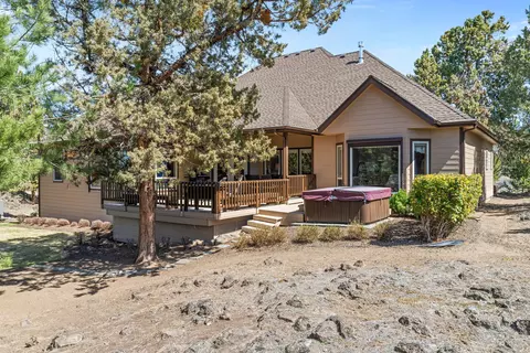 Exterior - 64335 Crosswinds Rd, Bend, OR 97703 photo 6 of 13