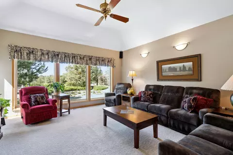 Living - 64335 Crosswinds Rd, Bend, OR 97703 photo 4 of 5