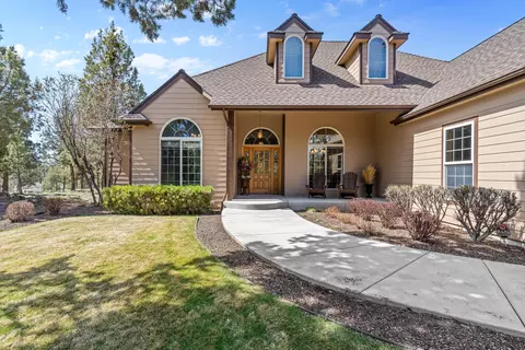 64335 Crosswinds Rd, Bend, OR 97703