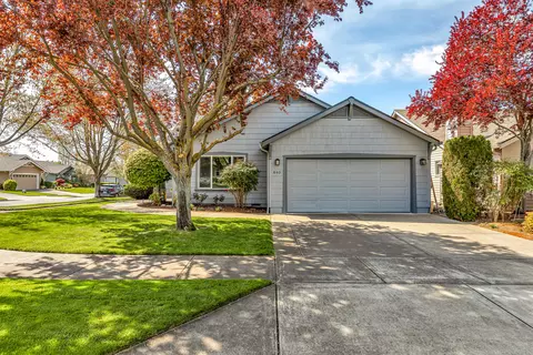 840 Sherbrook Ave, Medford, OR 97504