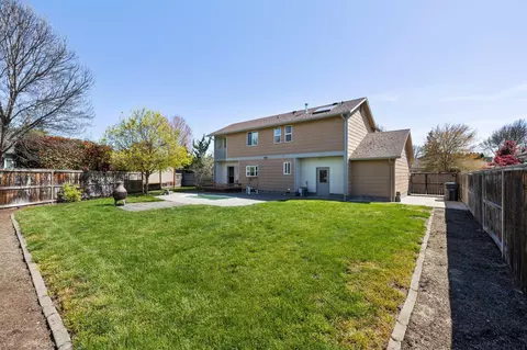 Exterior - 2657 Beebe Rd, Central Point, OR 97502 photo 10 of 10