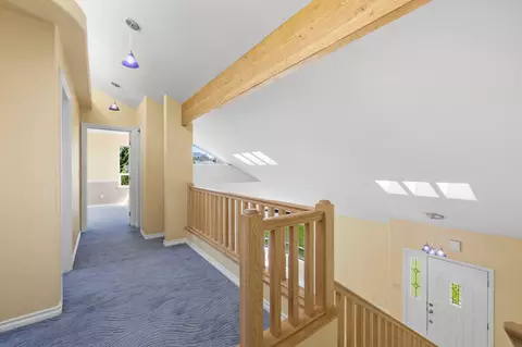 Entry Way - 2657 Beebe Rd, Central Point, OR 97502 photo 2 of 2