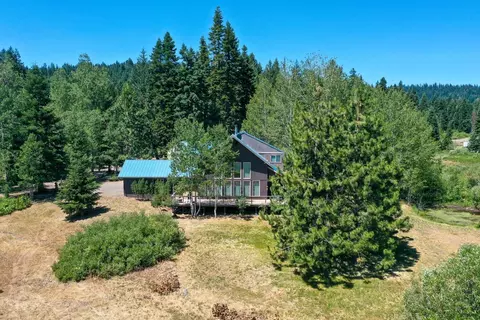 7540 Hyatt Prairie Rd, Ashland, OR 97520