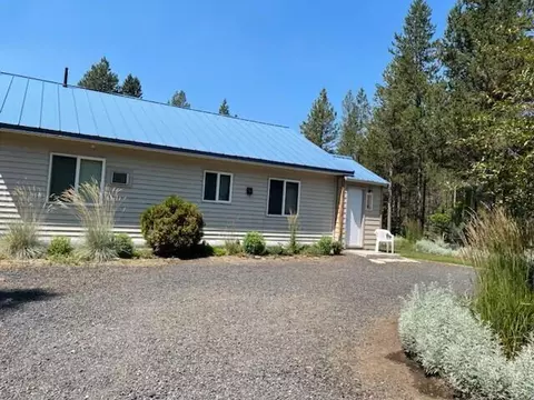 15611 Deedon Rd, La Pine, OR 97739 photo 3
