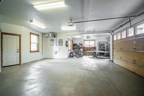 56236 Sable Rock Loop, Bend, OR 97707 photo 36