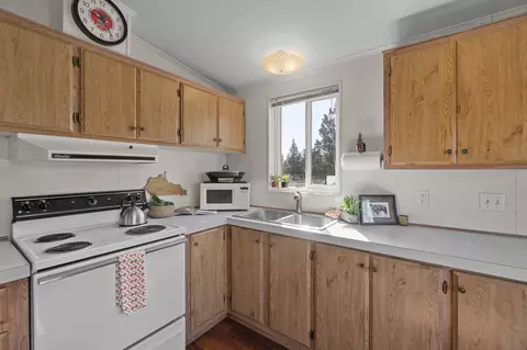66345 Highway 20, Bend, OR 97703 photo 18