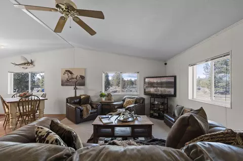 66345 Highway 20, Bend, OR 97703 photo 13