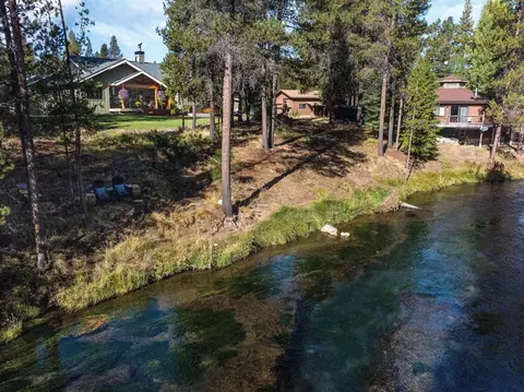 View/Area - 15014 E River Loop Dr, Bend, OR 97707 photo 11 of 17