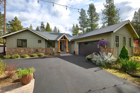 Exterior - 15014 E River Loop Dr, Bend, OR 97707 photo 5 of 22