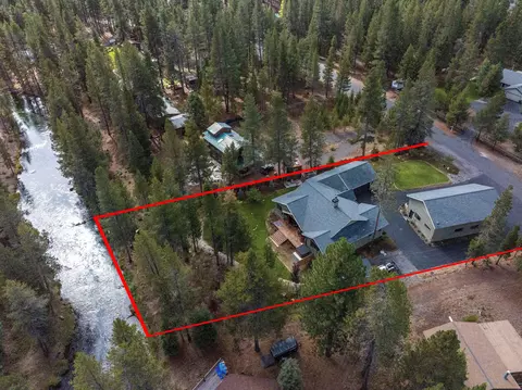 View/Area - 15014 E River Loop Dr, Bend, OR 97707 photo 3 of 17