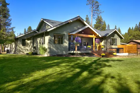 Exterior - 15014 E River Loop Dr, Bend, OR 97707 photo 11 of 22