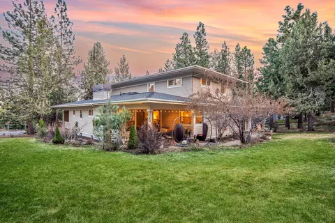 2832 NW Mccook Ct, Bend, OR 97703