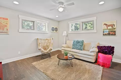 Living - 2832 NW Mccook Ct, Bend, OR 97703 photo 6 of 7