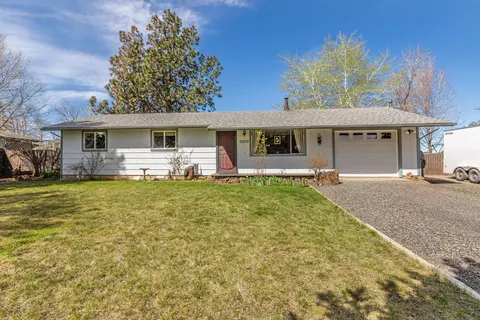 Exterior - 62979 Clyde Ln, Bend, OR 97701 photo 20 of 21