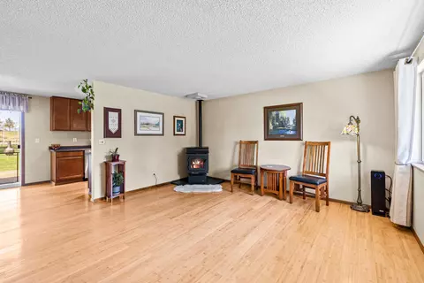 Living - 62979 Clyde Ln, Bend, OR 97701 photo 1 of 4