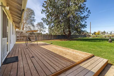 Exterior - 62979 Clyde Ln, Bend, OR 97701 photo 6 of 21