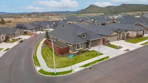 851 NE Steins Pillar Dr, Prineville, OR 97754