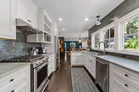 Kitchen - 1314 NE 9th St, Bend, OR 97701 photo 1 of 7
