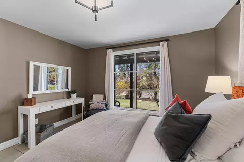 Bedroom - 1314 NE 9th St, Bend, OR 97701 photo 5 of 8