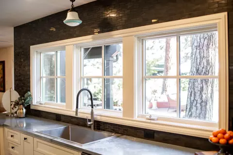 Kitchen - 1314 NE 9th St, Bend, OR 97701 photo 4 of 7