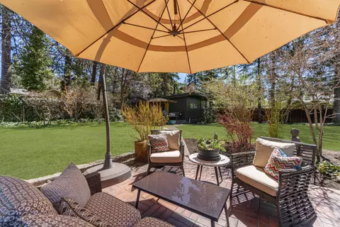 Exterior - 1314 NE 9th St, Bend, OR 97701 photo 14 of 16