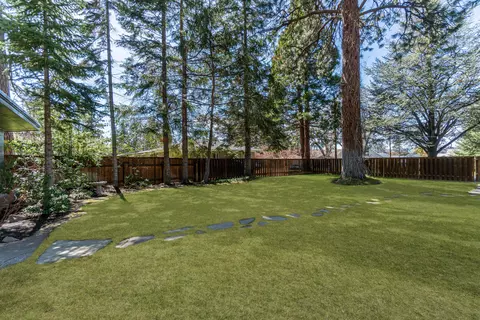 Exterior - 1314 NE 9th St, Bend, OR 97701 photo 2 of 16