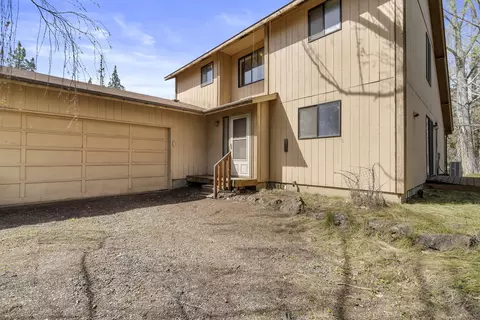 63681 Gentry Loop, Bend, OR 97701