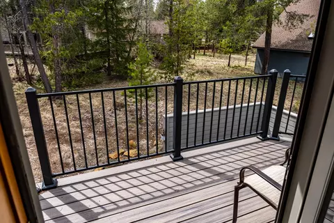 Exterior - 57698 Poplar Ln #50, Sunriver, OR 97707 photo 5 of 15