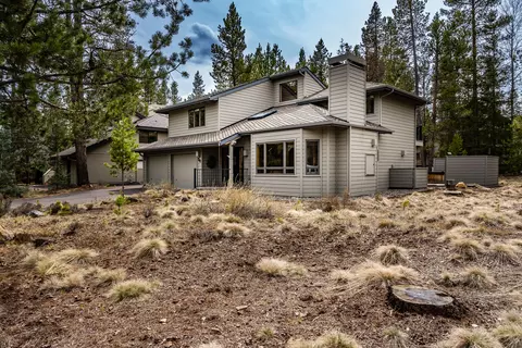 Exterior - 57698 Poplar Ln #50, Sunriver, OR 97707 photo 4 of 15