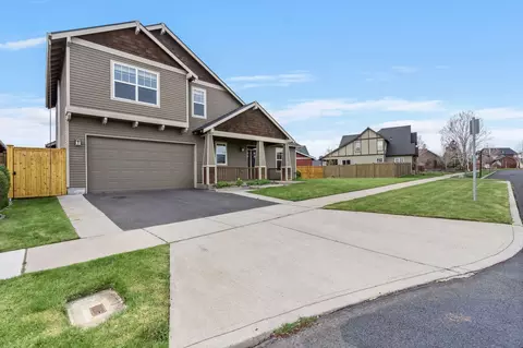 Exterior - 20736 Kilbourne Loop, Bend, OR 97701 photo 2 of 8