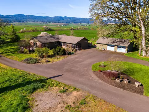 11665 Airlie Rd, Monmouth, OR 97361