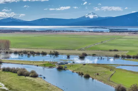 View/Area - 32154 Modoc Point Rd, Chiloquin, OR 97624 photo 7 of 15