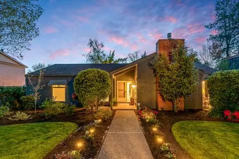 125 Kensington, Medford, OR 97504