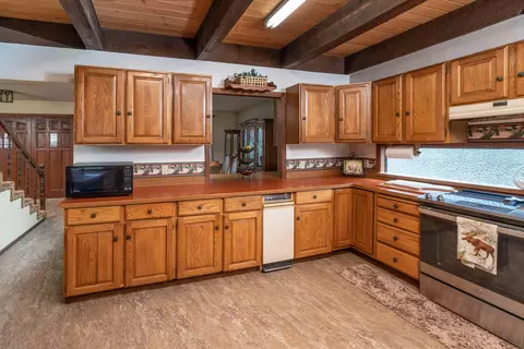 Kitchen - 61153 Sidewinder, Bend, OR 97702 photo 3 of 3