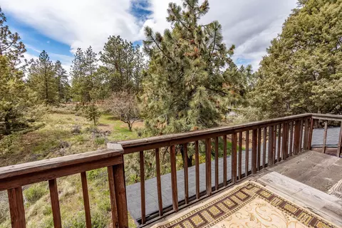 View/Area - 61153 Sidewinder, Bend, OR 97702 photo 5 of 6