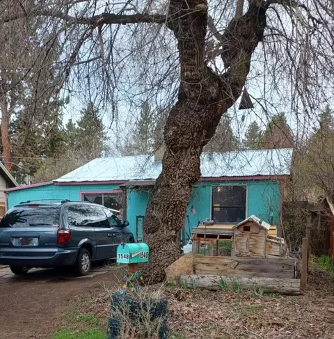 1548 NW Elgin Ave, Bend, OR 97703