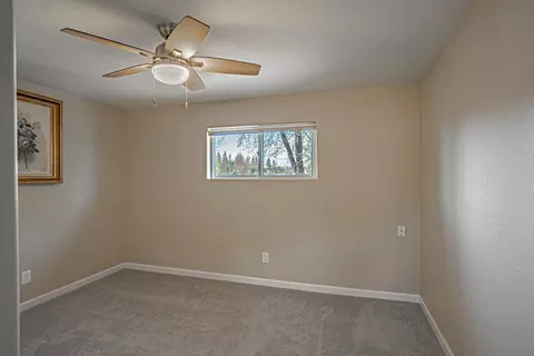 Other - 816 S Shasta Ave, Eagle Point, OR 97524 photo 5 of 6